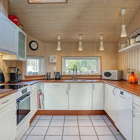 8 Person In Rodby-by Traum Rødby